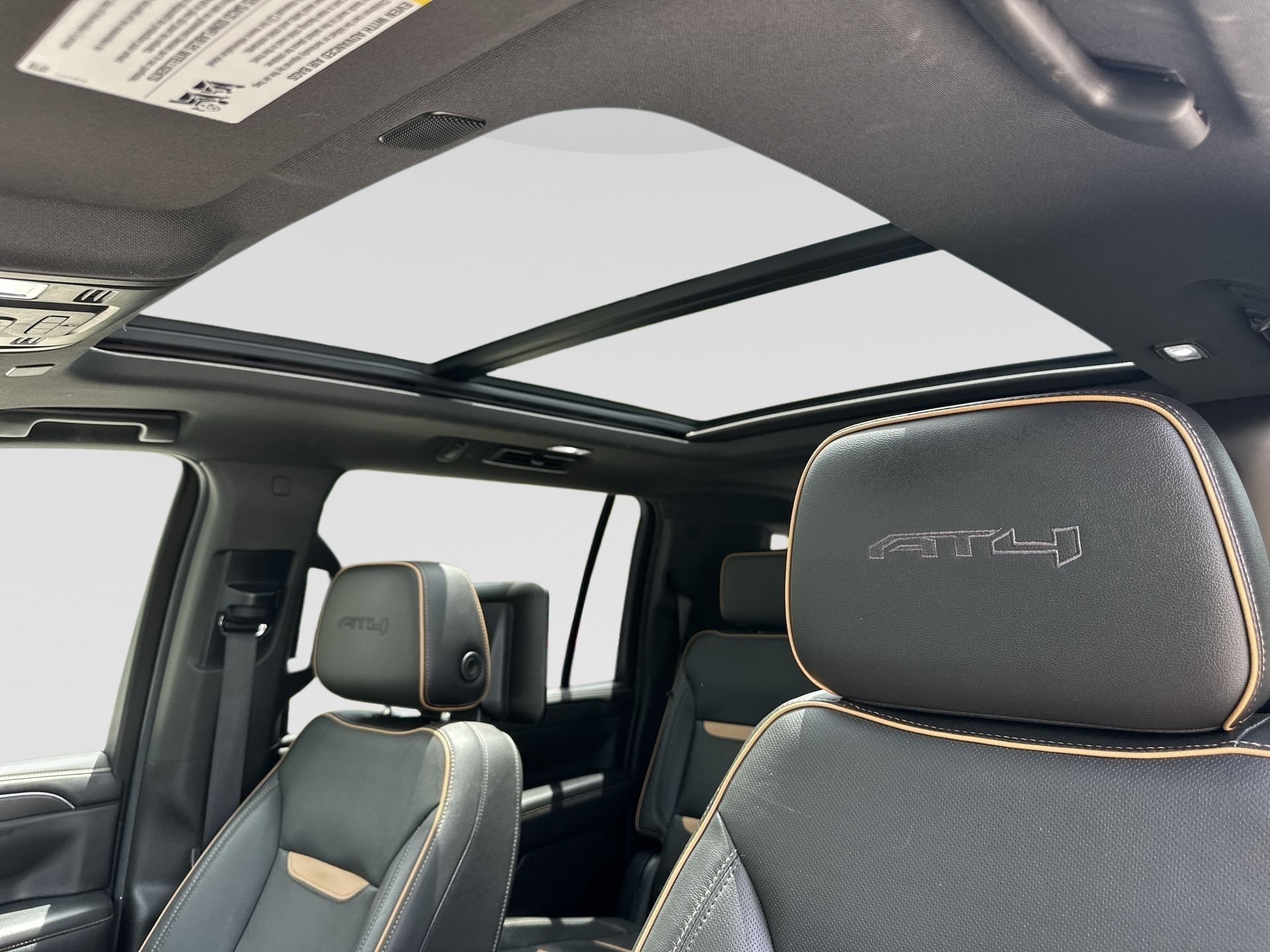Certified 2021 GMC Yukon XL AT4 w/ AT4 Premium Package AWD/4WD image 19