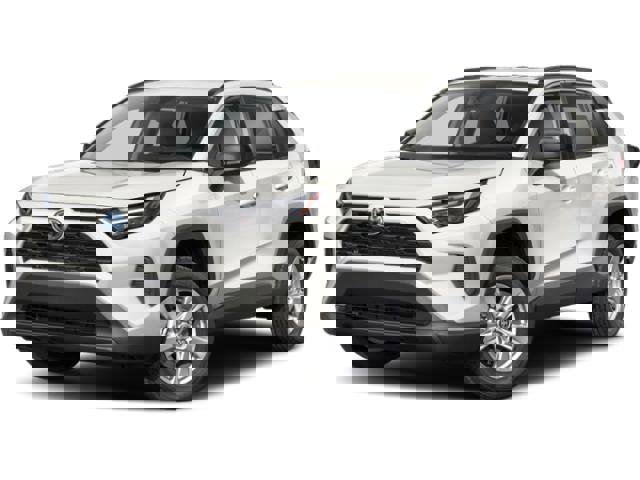Used 2025 Toyota RAV4 LE image 1