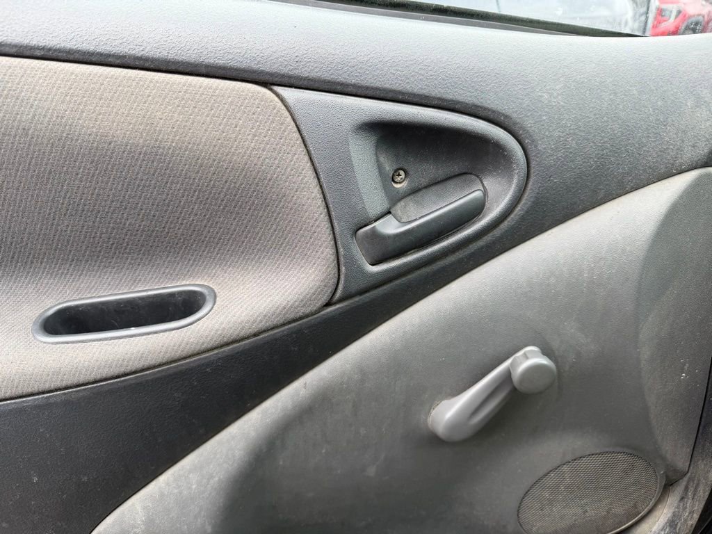 Used 2003 Toyota Echo Coupe FWD image 13