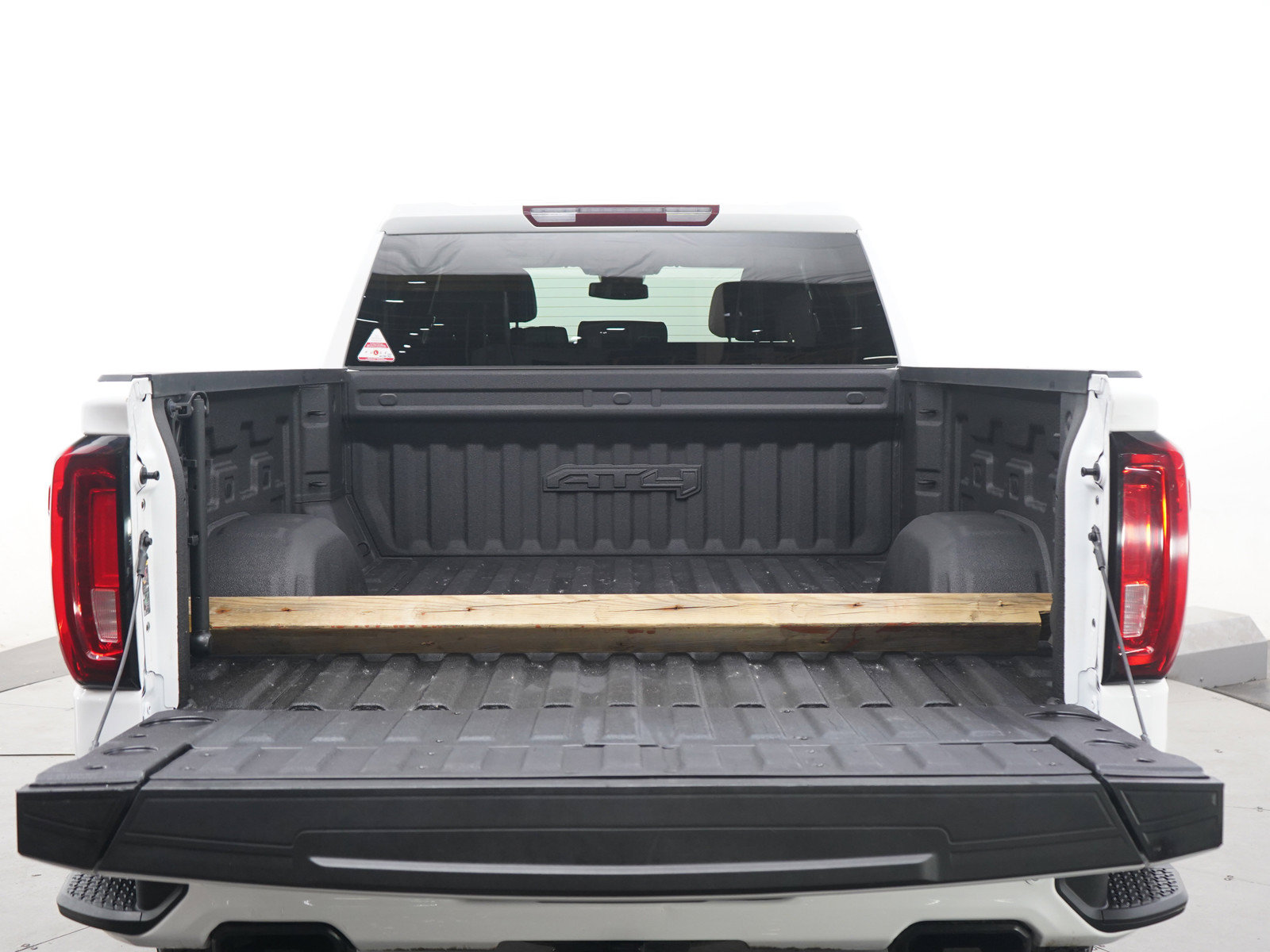 Used 2024 GMC Sierra 1500 AT4 AWD/4WD image 16