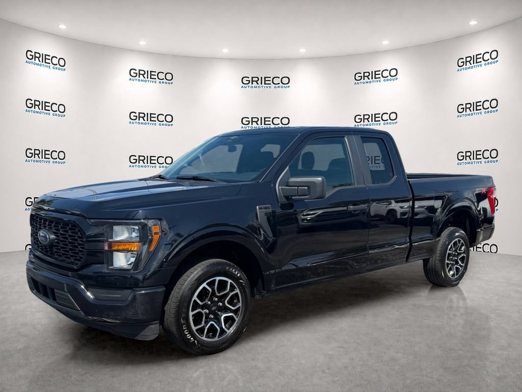 Used 2023 Ford F150 XL w/ STX Appearance Package RWD image 3