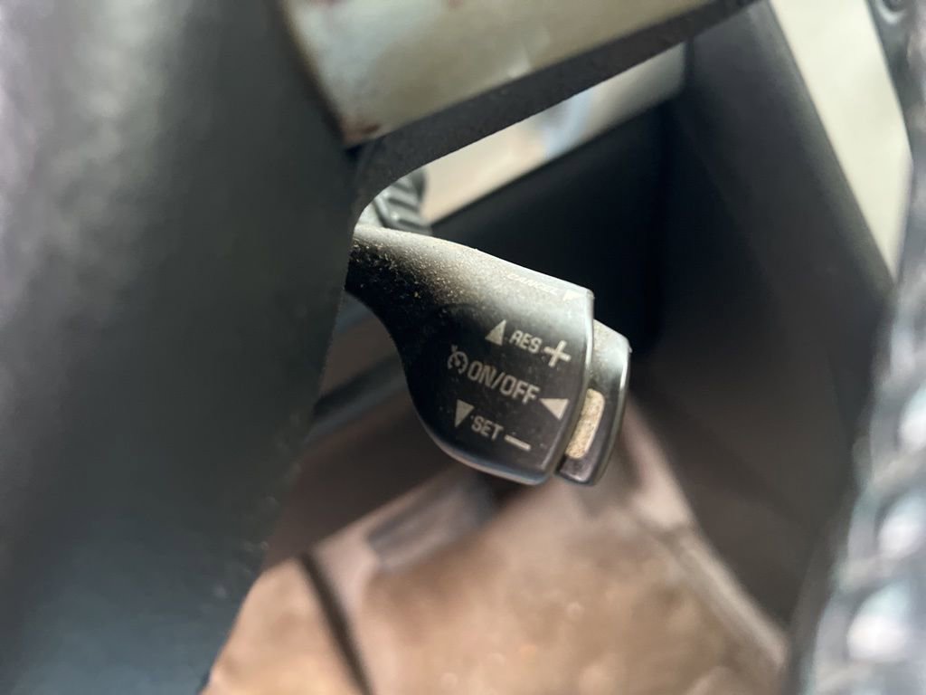 Used 2005 Pontiac Montana SV6 w/ Premium Convenience Package image 17