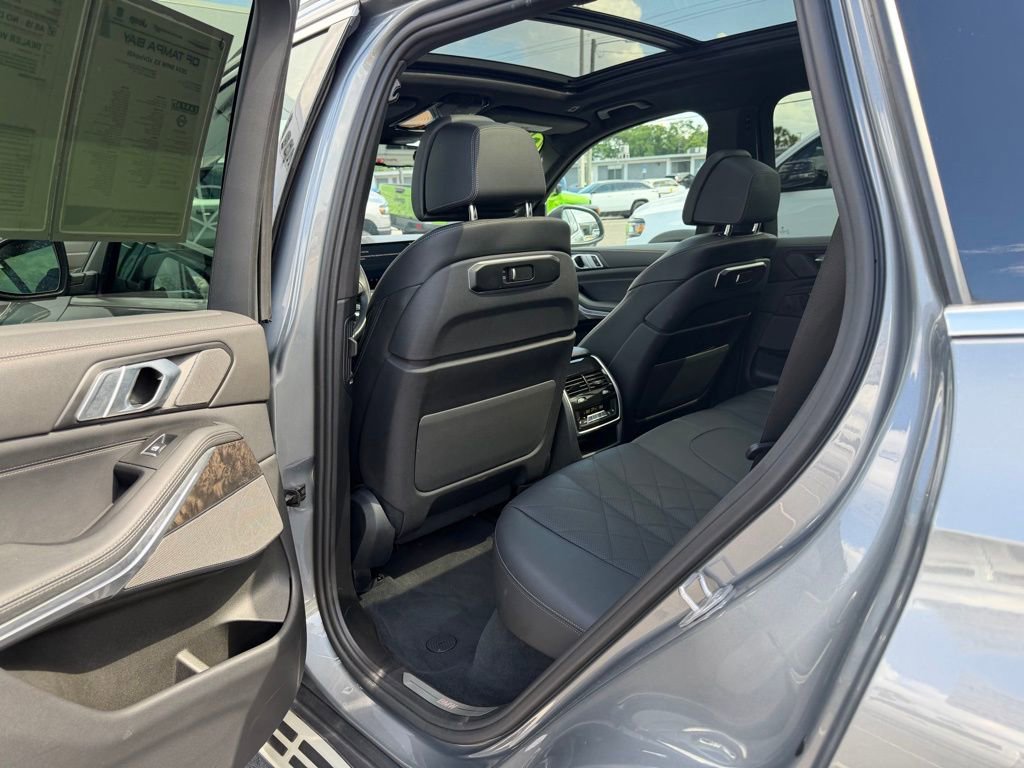 Used 2024 BMW X5 xDrive40i w/ Premium Package image 27