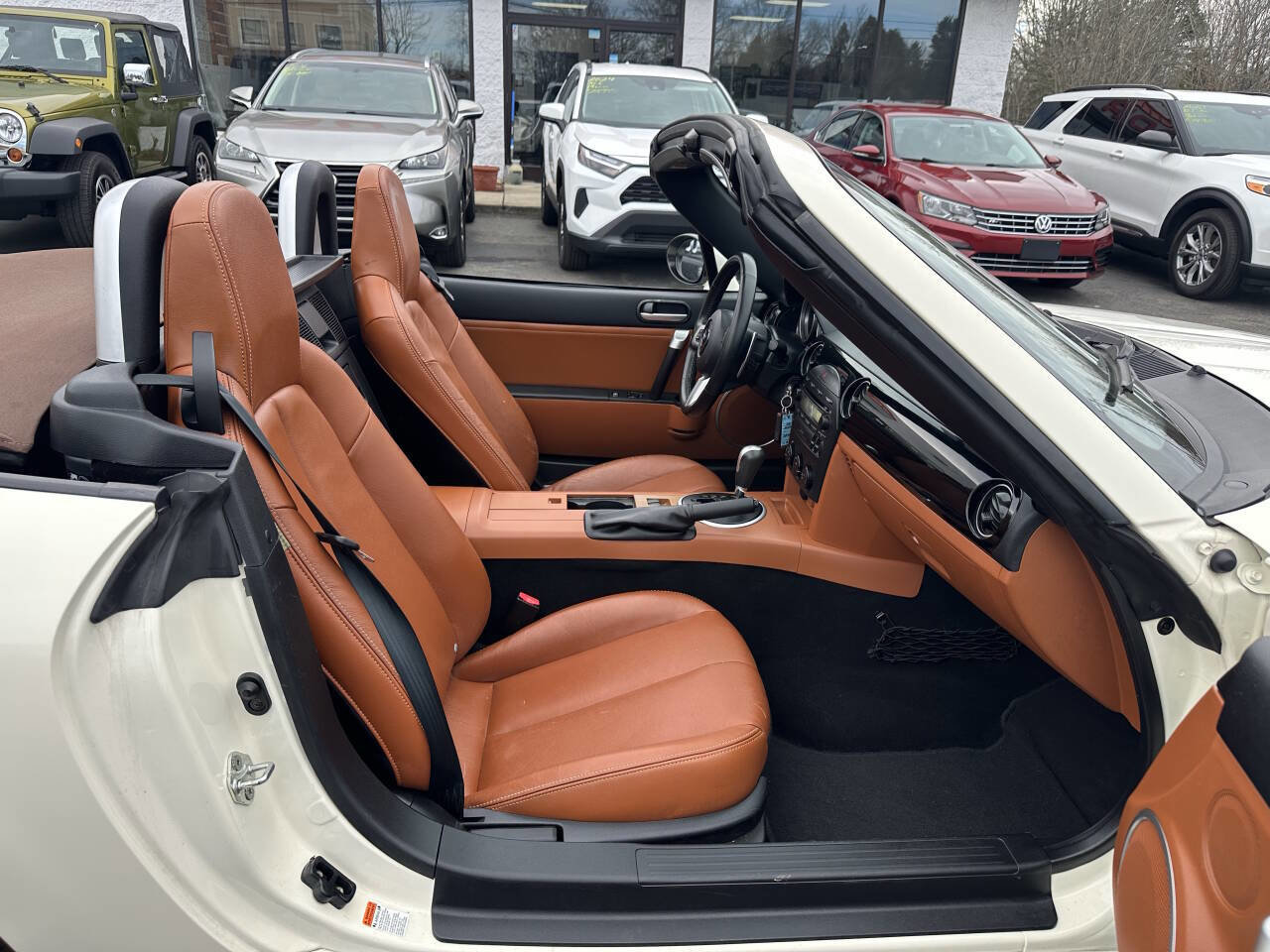 Used 2007 MAZDA MX-5 Miata Grand Touring image 14