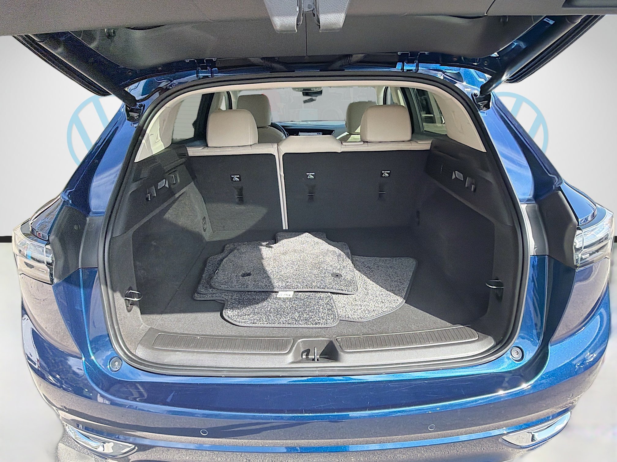 Used 2023 Buick Envision Avenir image 27