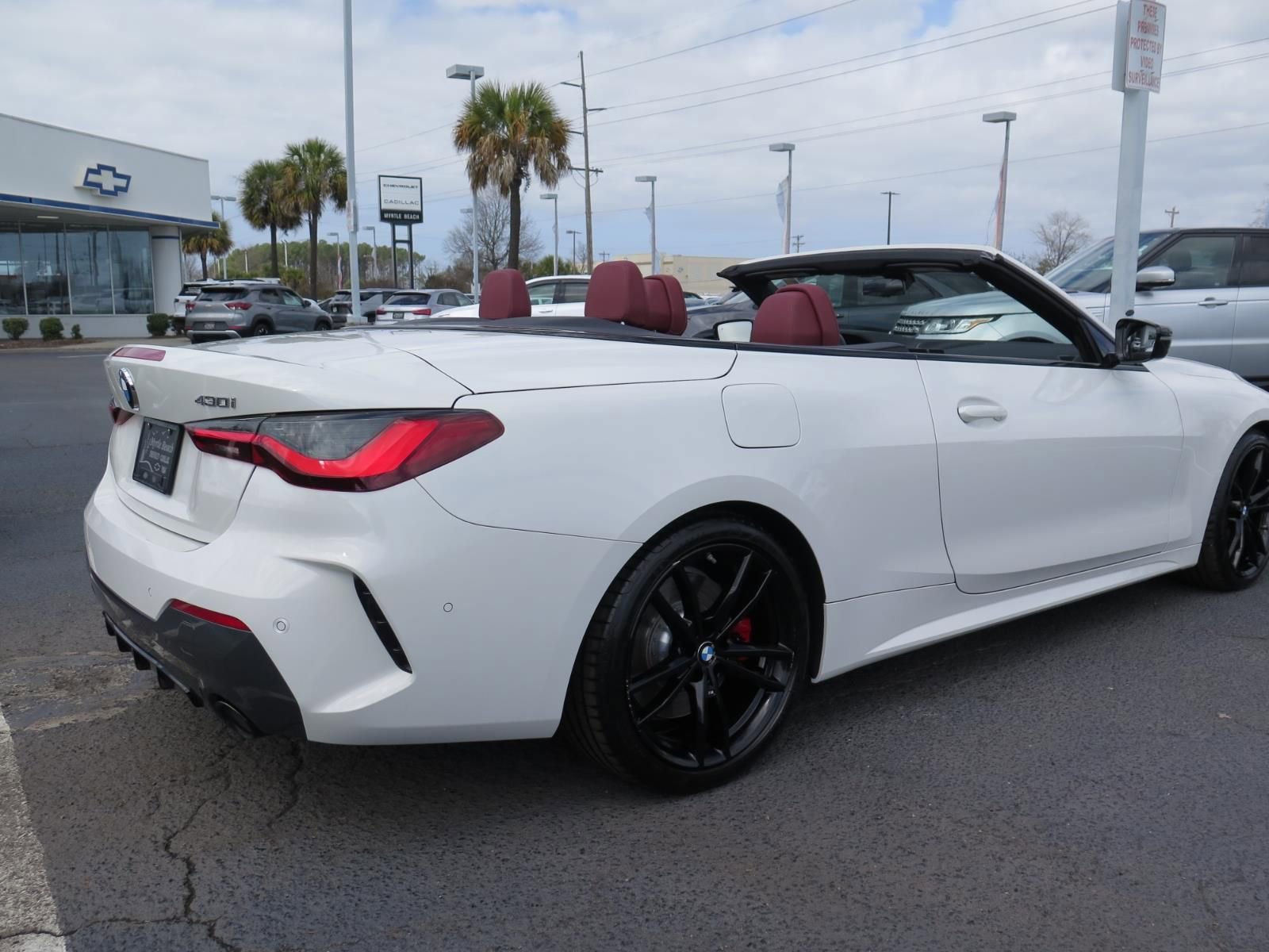 Used 2021 BMW 430i Convertible w/ M Sport Package image 3