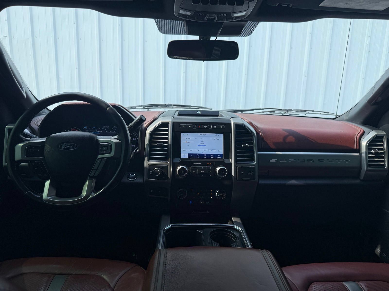 Used 2020 Ford F250 Platinum w/ FX4 Off-Road Package AWD/4WD image 12