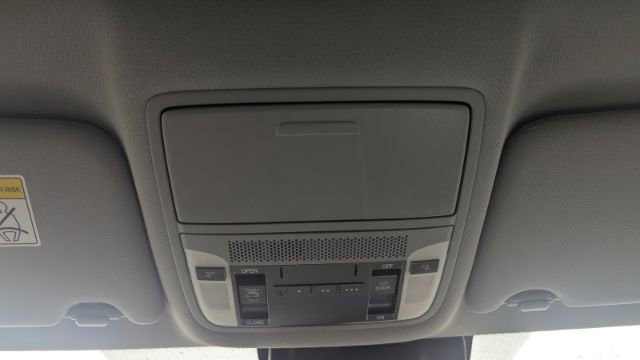 Used 2018 Acura MDX SH-AWD image 41