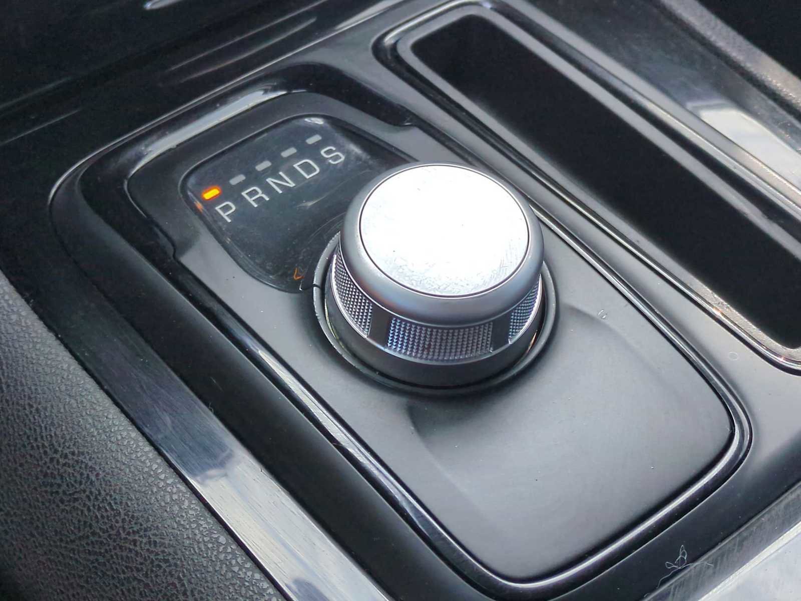 Used 2022 Chrysler 300 S RWD image 16