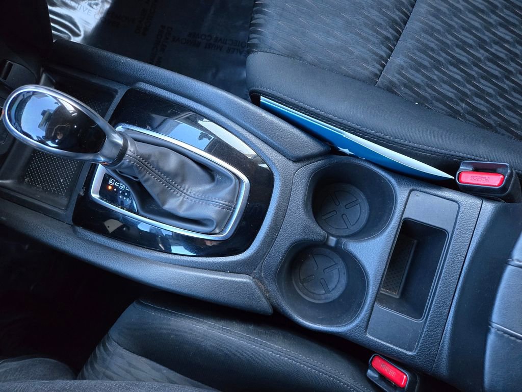 Used 2019 Nissan Rogue S image 29