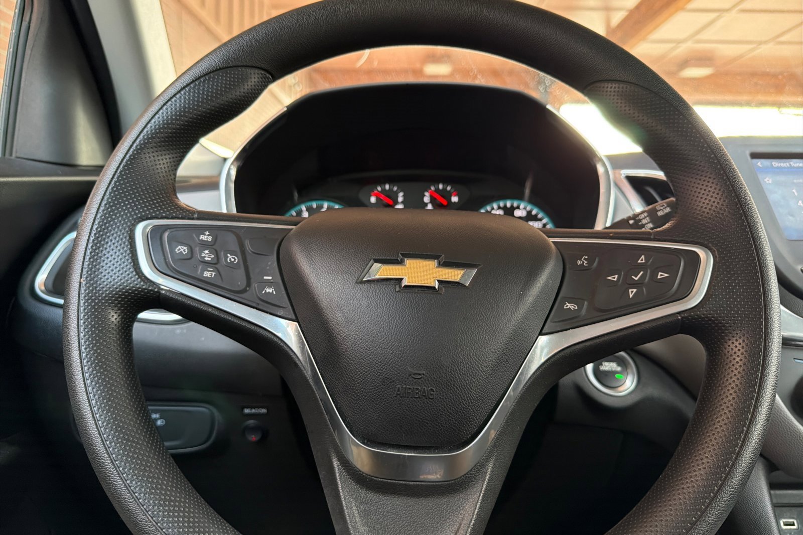 Used 2023 Chevrolet Equinox LS image 23