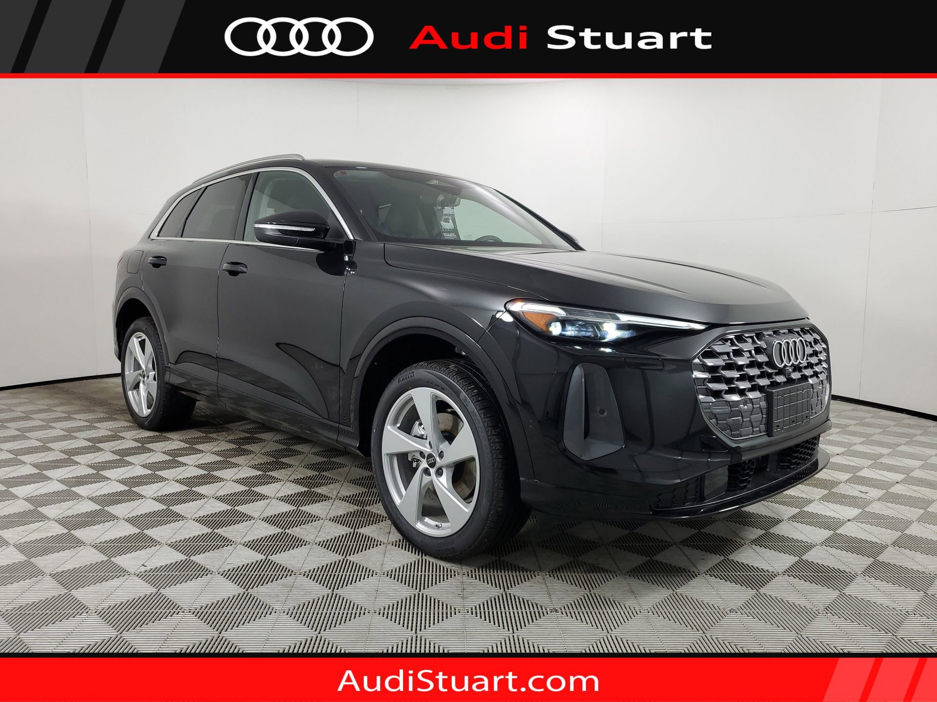 New 2025 Audi Q5 Premium Plus