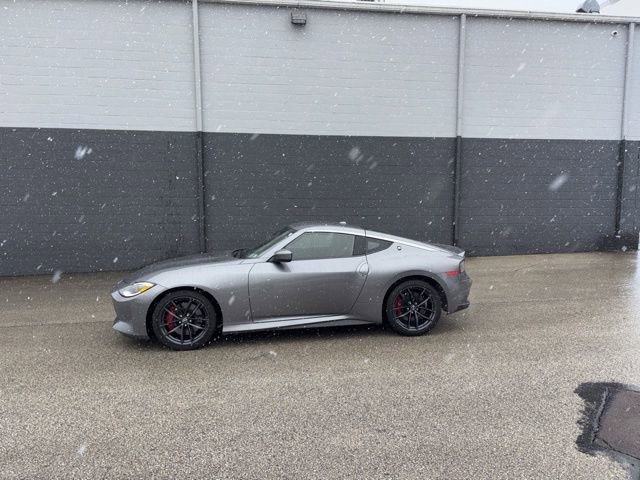 Used 2023 Nissan Z w/ Floor Mat Package (L93) RWD image 1