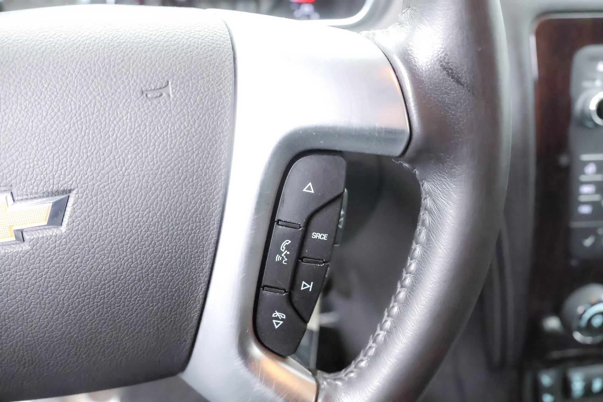 Used 2015 Chevrolet Traverse LT image 16