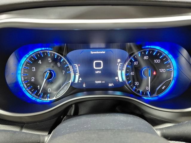 Used 2025 Chrysler Pacifica Select image 29