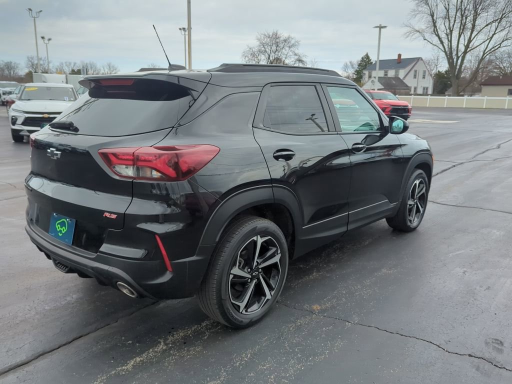 Certified 2023 Chevrolet TrailBlazer RS w/ Convenience Package image 9