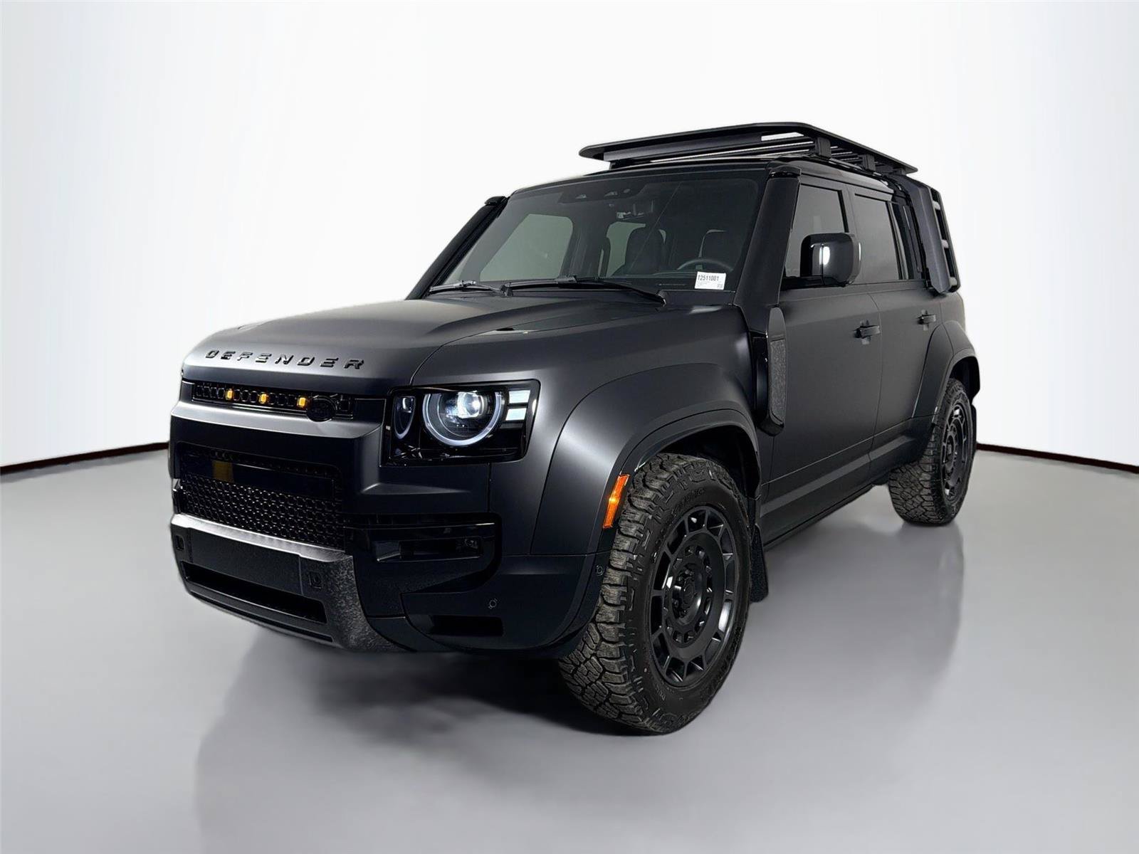 New 2026 Land Rover Defender 110 OCTA AWD/4WD image 1
