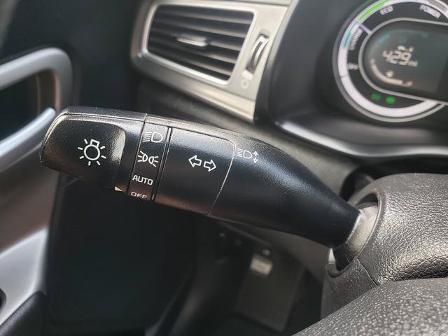 Used 2019 Kia Niro LX FWD image 27