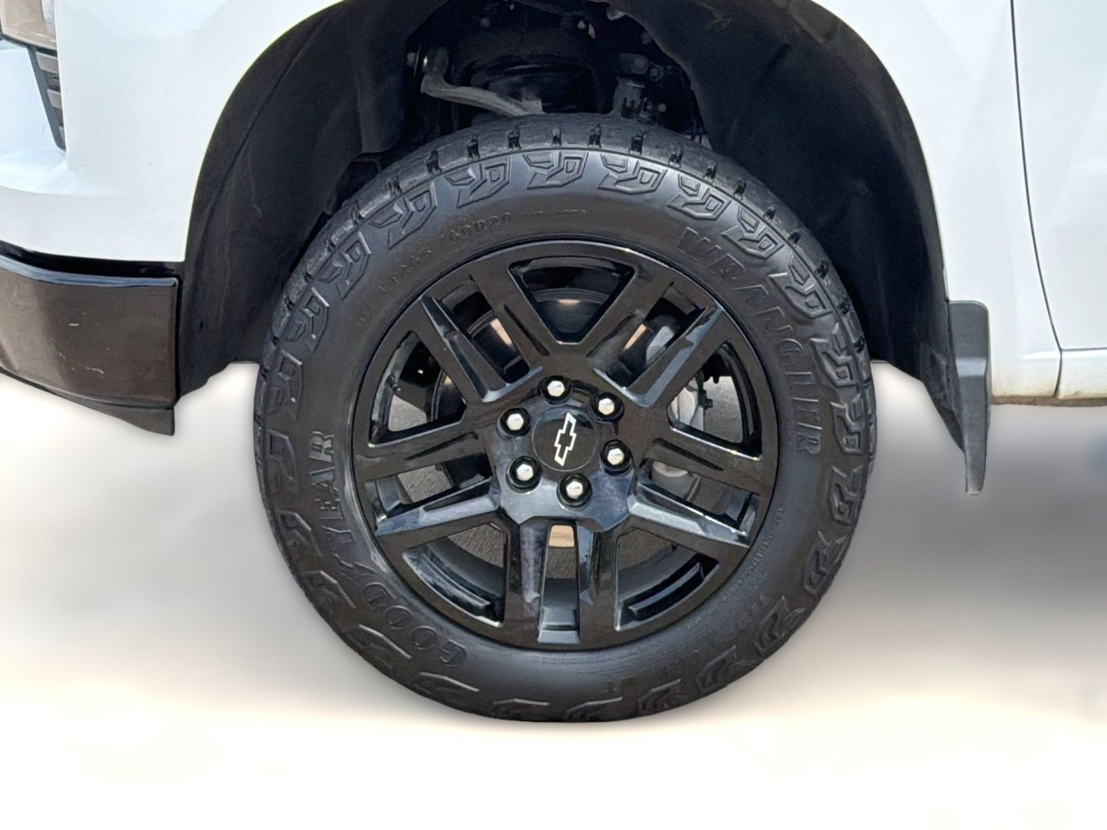 Used 2024 Chevrolet Silverado 1500 Custom Trail Boss w/ LPO, Dark Essentials Package AWD/4WD image 13