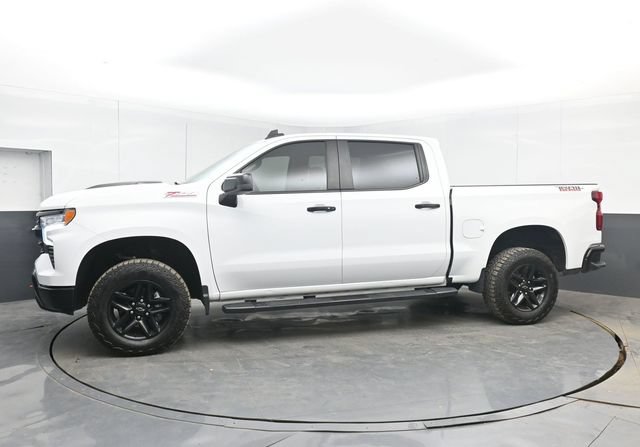 Used 2024 Chevrolet Silverado 1500 LT Trail Boss w/ Protection Package AWD/4WD image 11