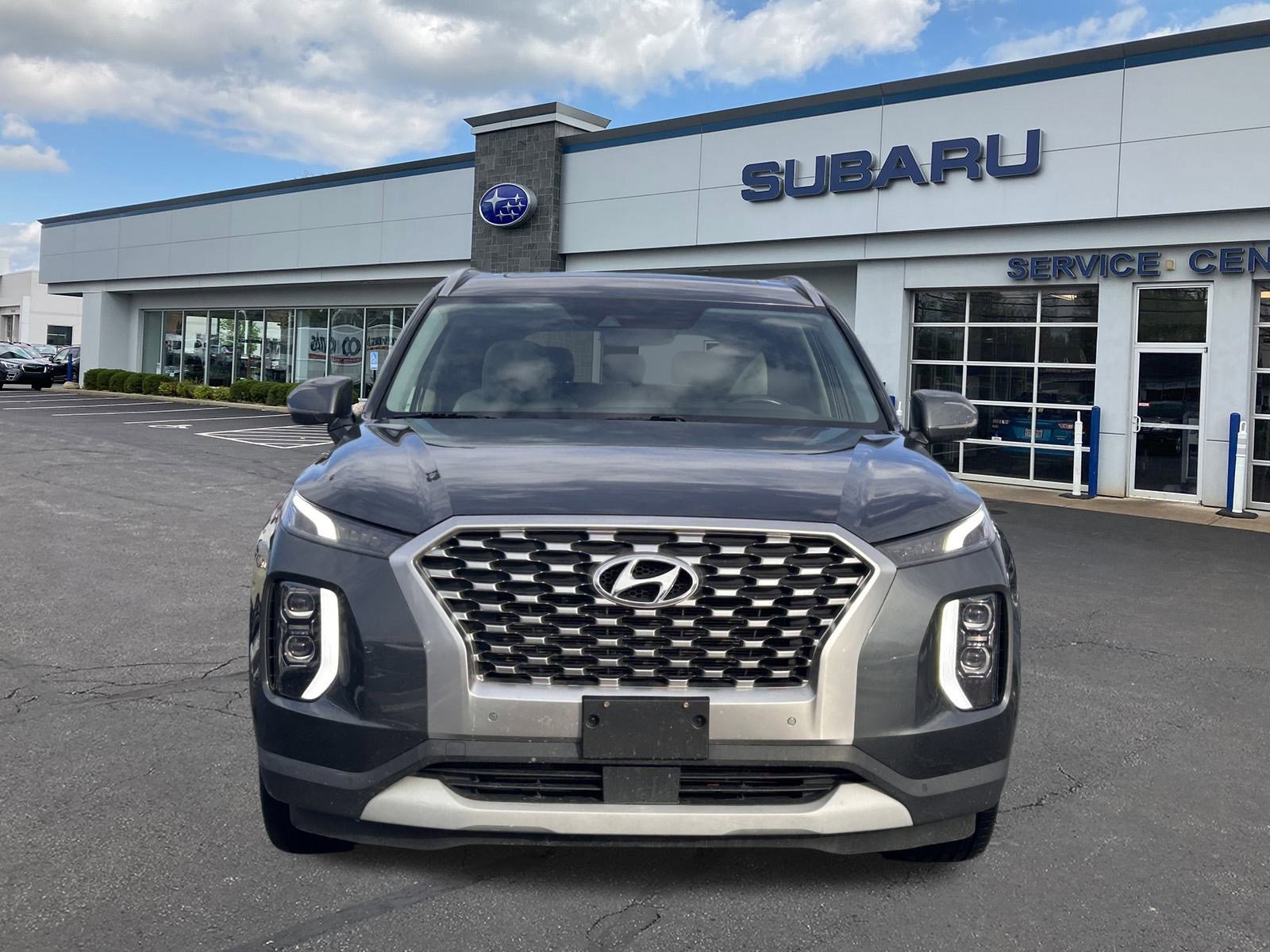 Used 2022 Hyundai Palisade SEL w/ Convenience Package image 2