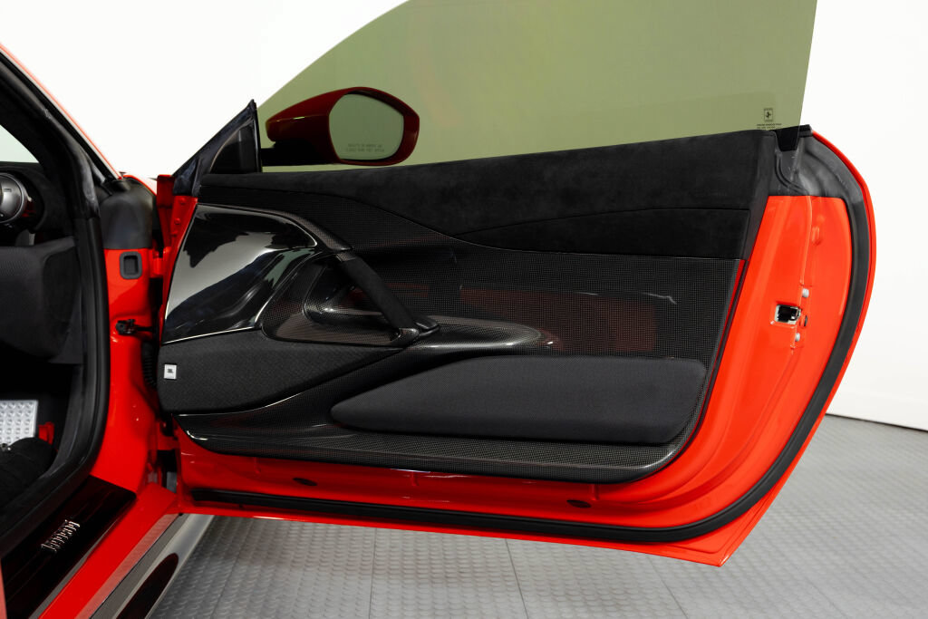 Used 2023 Ferrari 812 Competizione RWD image 31