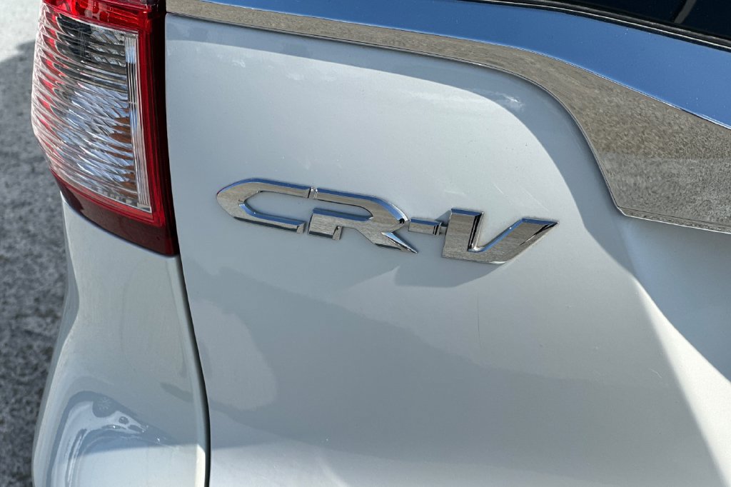 Used 2015 Honda CR-V LX image 25