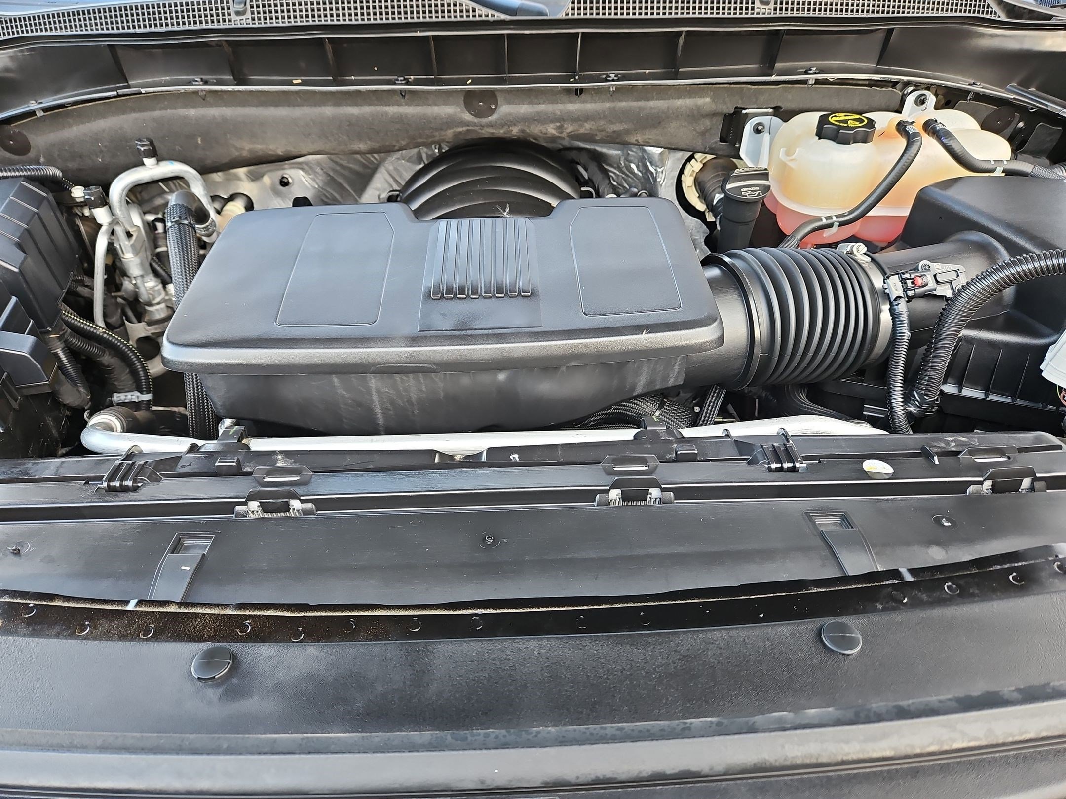 Used 2025 Chevrolet Tahoe Z71 image 33