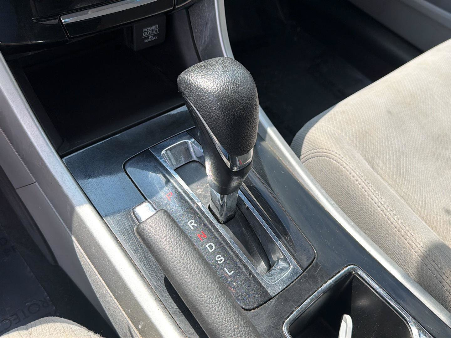 Used 2016 Honda Accord EX image 25