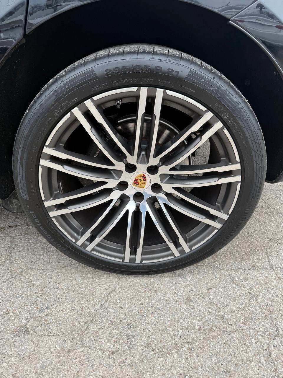 Used 2017 Porsche Macan image 25