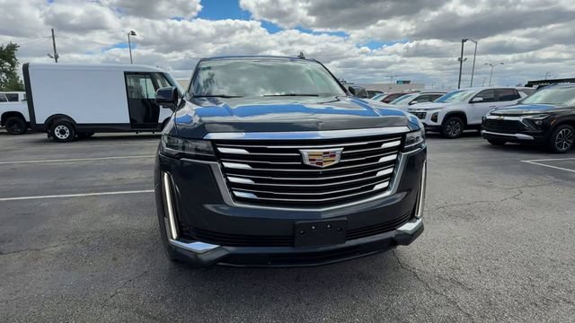 Used 2022 Cadillac Escalade ESV Premium Luxury Platinum AWD/4WD image 3