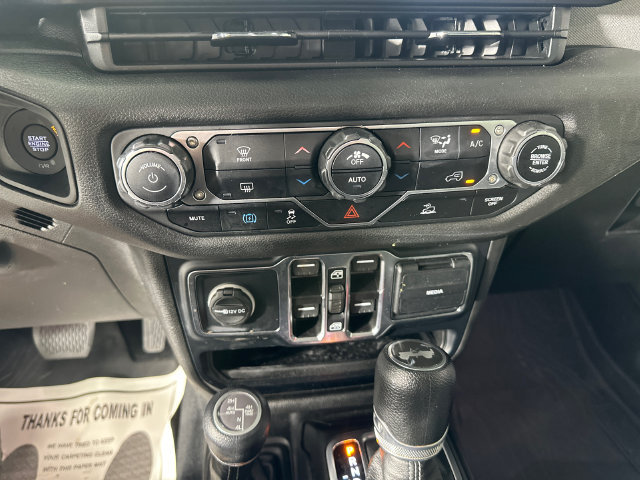 Certified 2024 Jeep Wrangler Unlimited AWD/4WD image 17