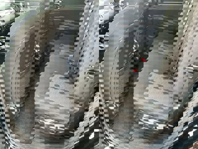 Used 2023 Kia Sorento LX image 17