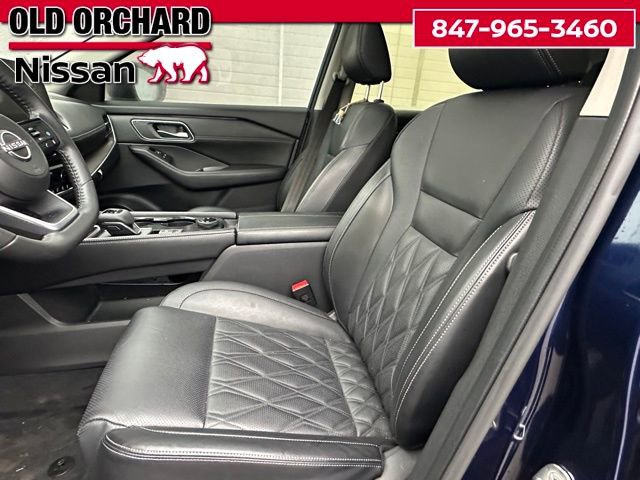Used 2024 Nissan Rogue Platinum w/ Platinum Premium Package image 10