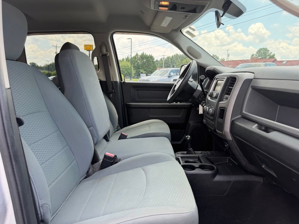 Used 2018 RAM 3500 Tradesman w/ Chrome Appearance Group AWD/4WD image 31