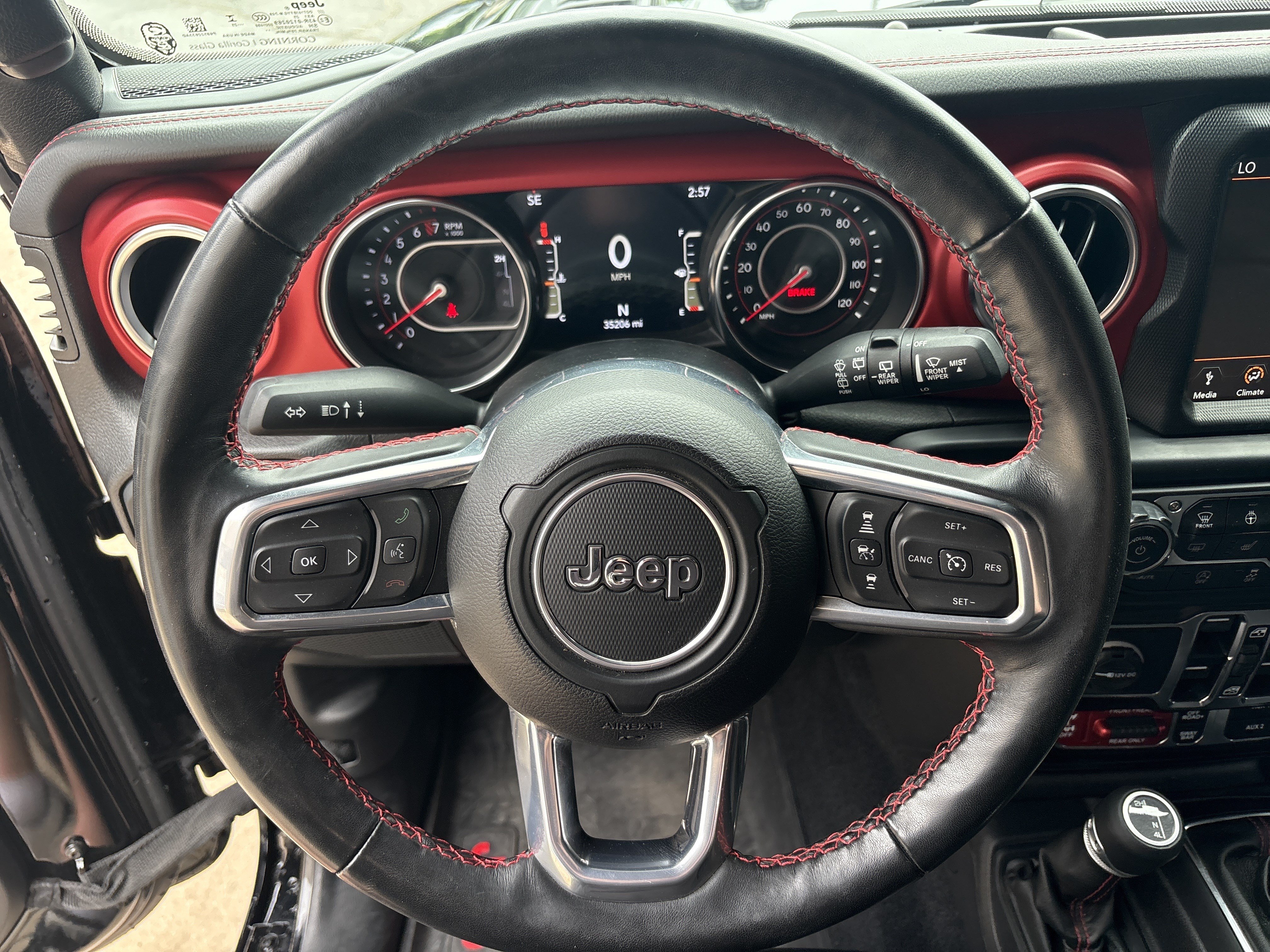 Used 2022 Jeep Wrangler Unlimited Rubicon w/ Steel Bumper Group AWD/4WD image 18