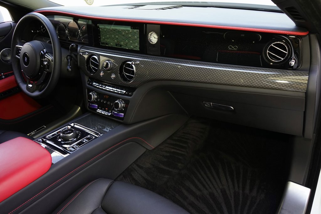 Used 2023 Rolls-Royce Ghost Black Badge image 13