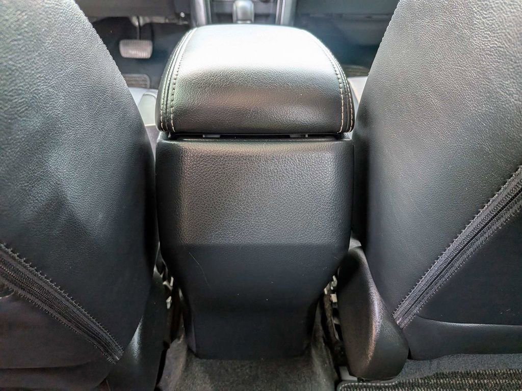Used 2018 Subaru Forester 2.5i Touring w/ Popular Package #3B AWD/4WD image 17