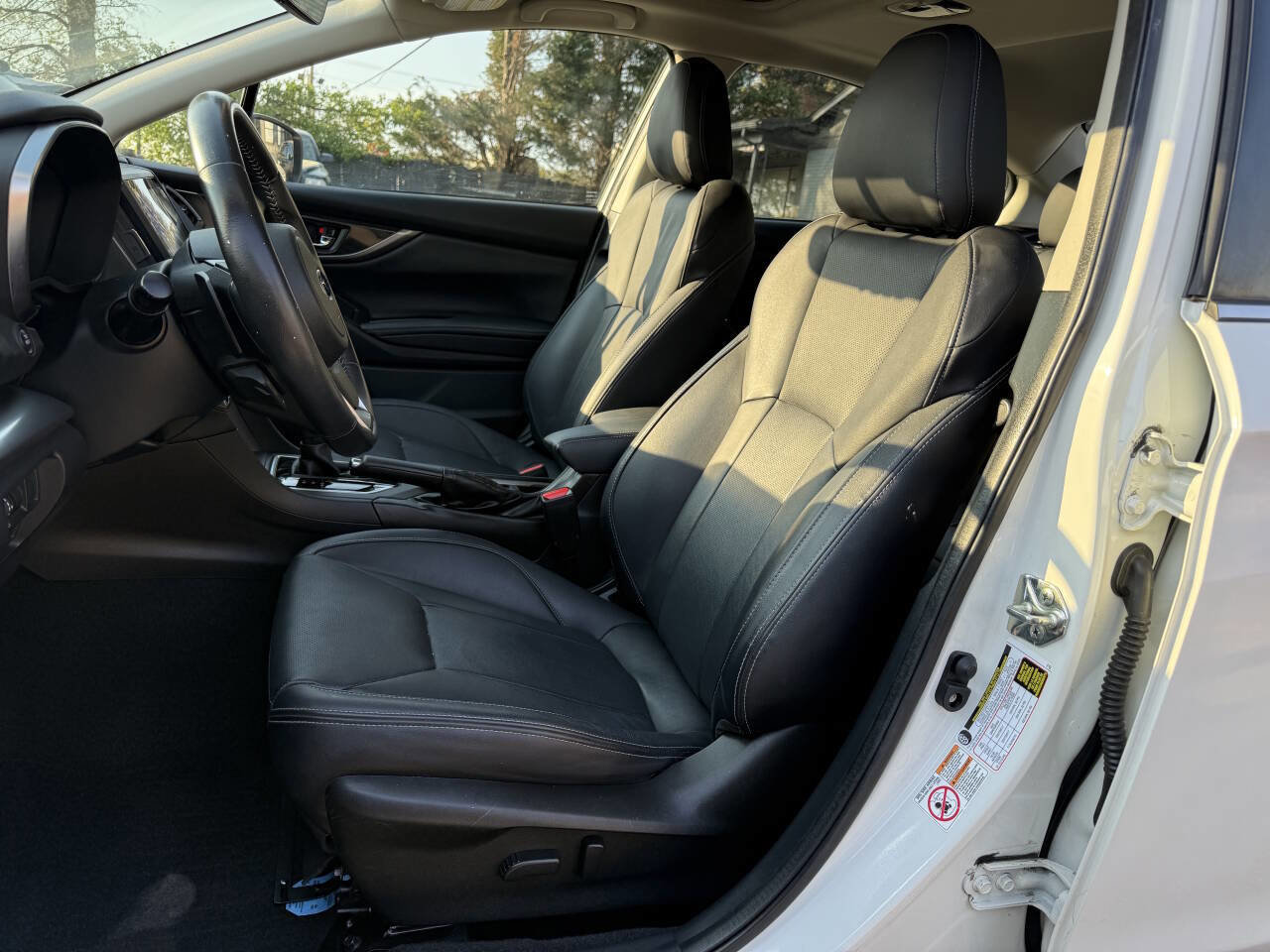 Used 2017 Subaru Impreza 2.0i Limited image 9