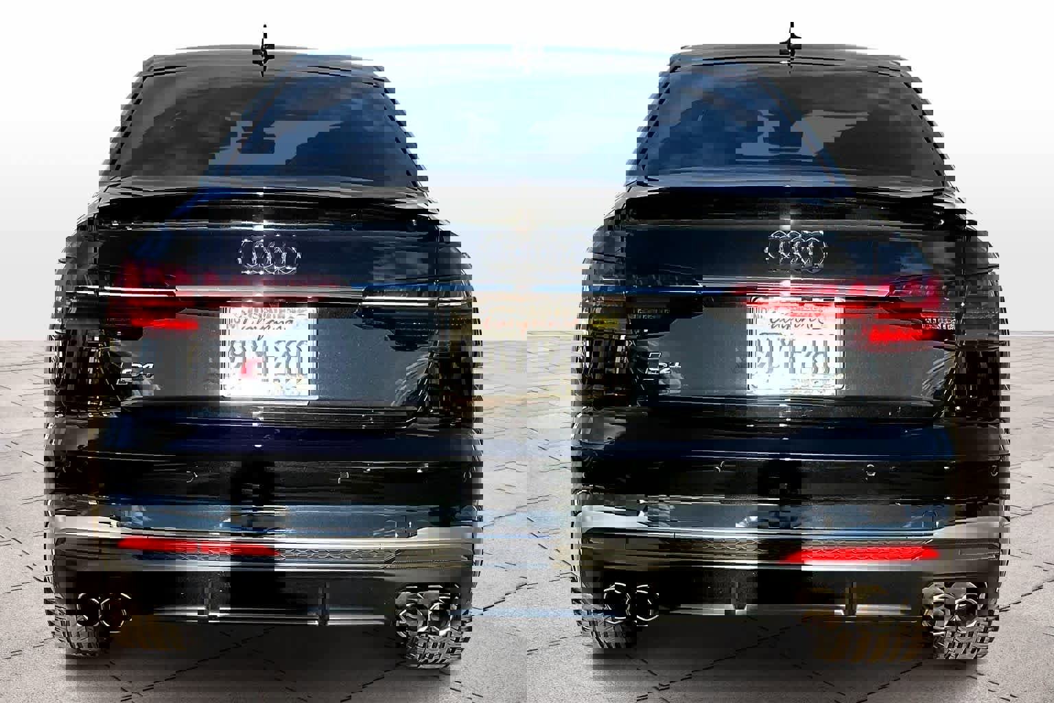 Used 2023 Audi S4 Premium Plus w/ Premium Plus Package image 7