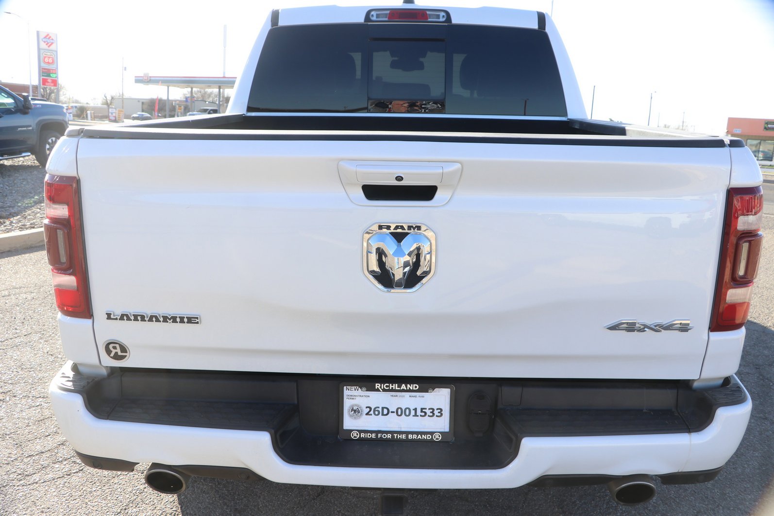 Used 2021 GMC Sierra 2500 AT4 w/ Gooseneck/5TH Wheel Package image 6