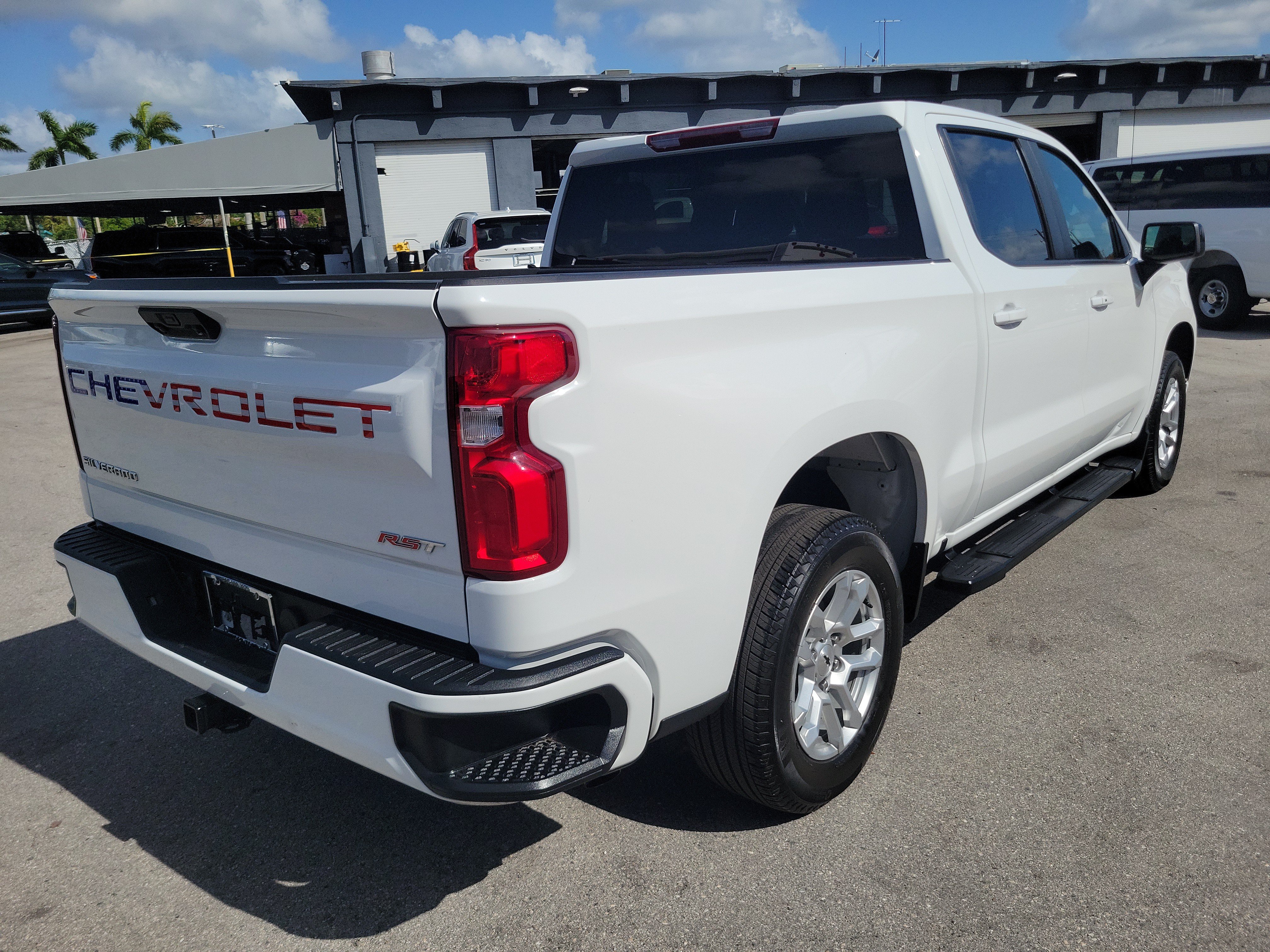 Used 2024 Chevrolet Silverado 1500 RST RWD image 5