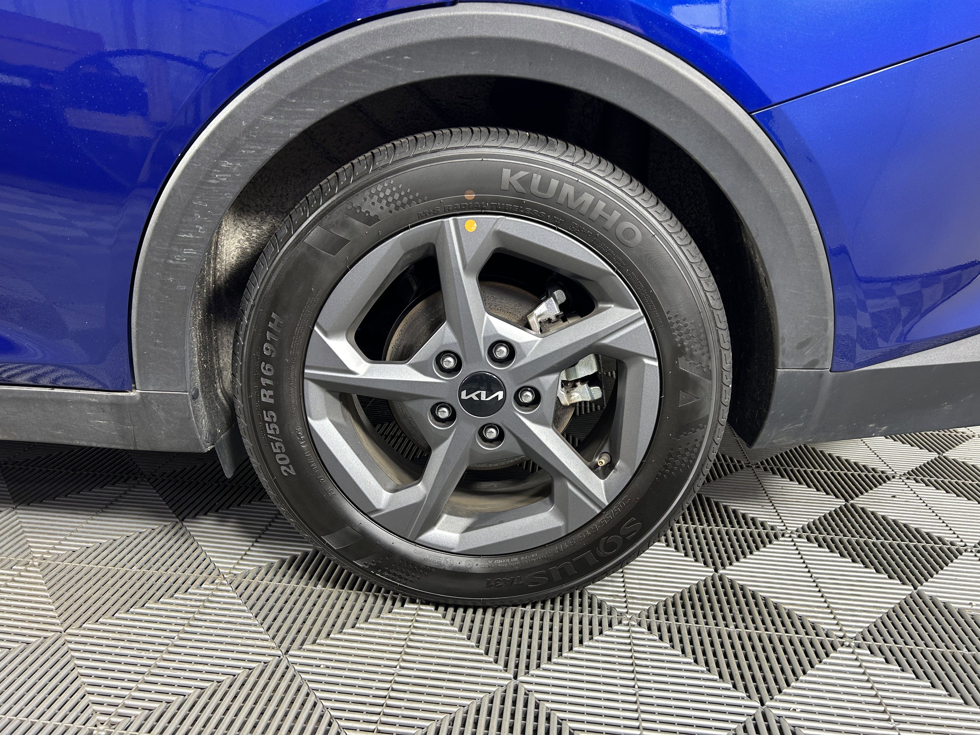 Certified 2025 Kia K4 LXS image 29