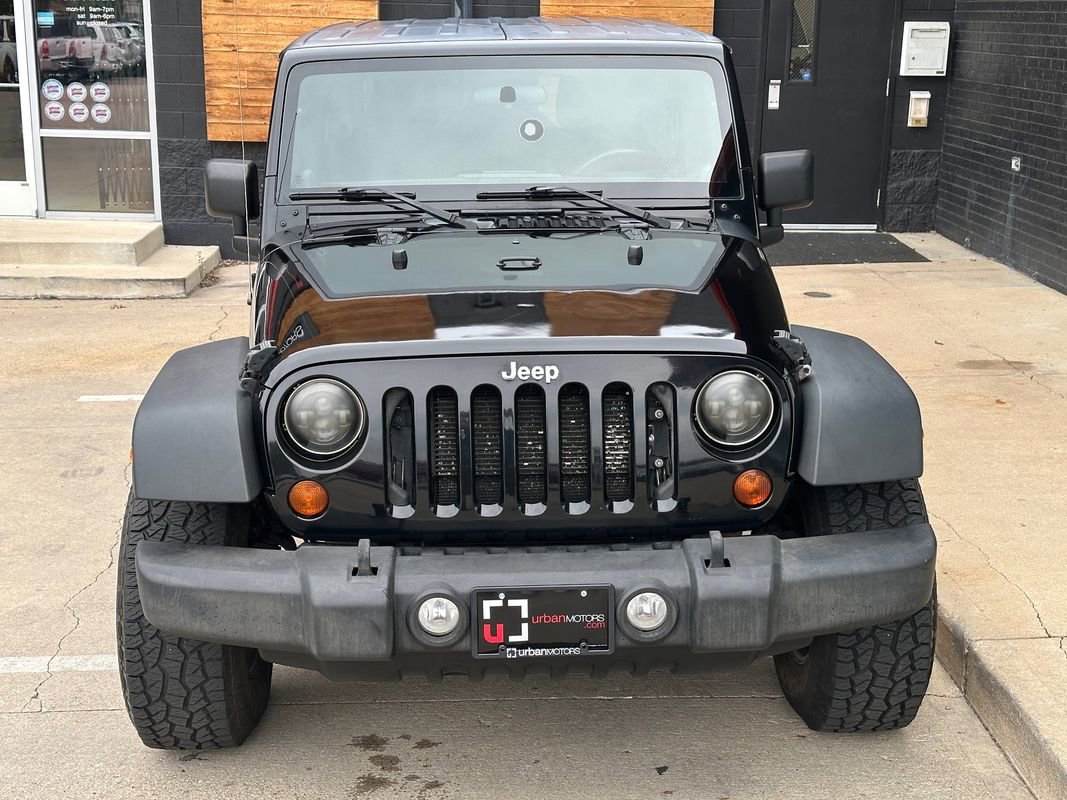 Used 2012 Jeep Wrangler Unlimited Sport w/ Connectivity Group image 8