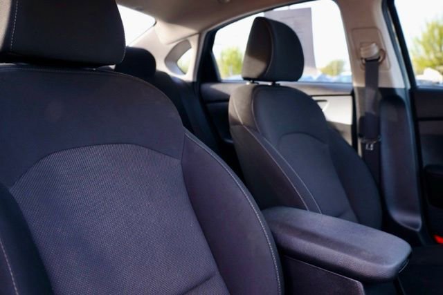 Used 2022 Kia Forte LXS image 36