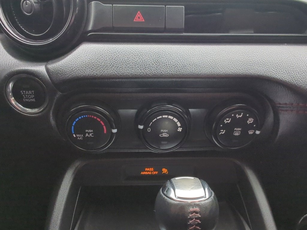 Used 2016 MAZDA MX-5 Miata Club image 18