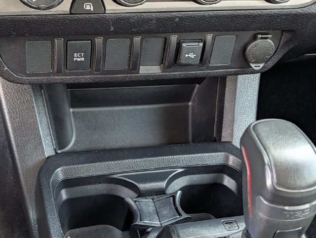 Certified 2023 Toyota Tacoma SR AWD/4WD image 16