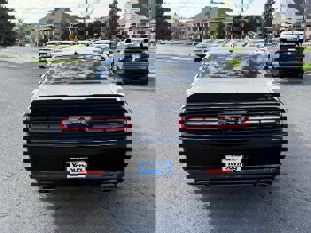 Used 2023 Dodge Challenger R/T w/ T/A Package image 7