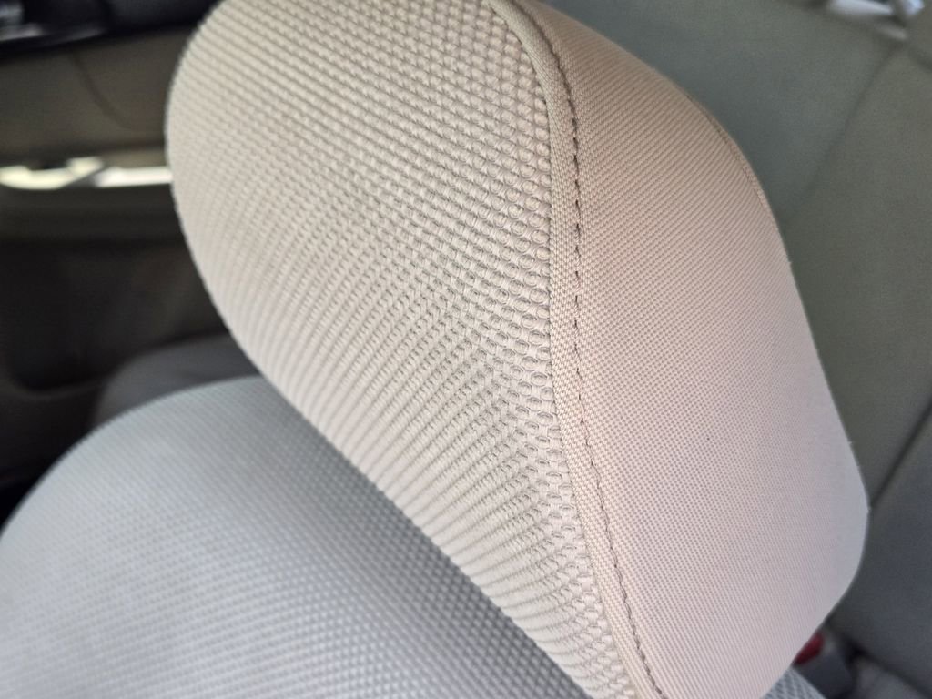 Used 2014 Subaru Crosstrek 2.0i Premium image 20