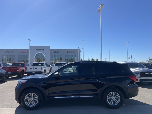 Used 2023 Ford Explorer XLT image 5